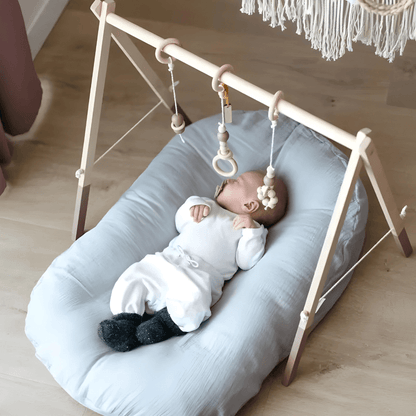 Babynest Kissen - Kopfstütze für gesunden Babyschlaf