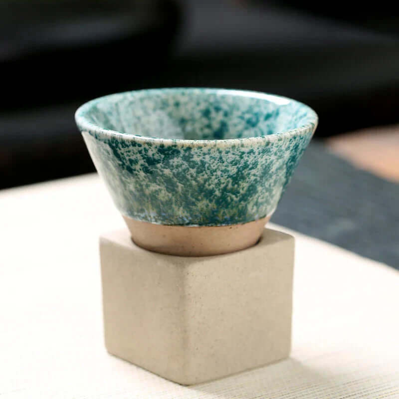Handgefertigte Keramik Teetasse - Japanischer Stil