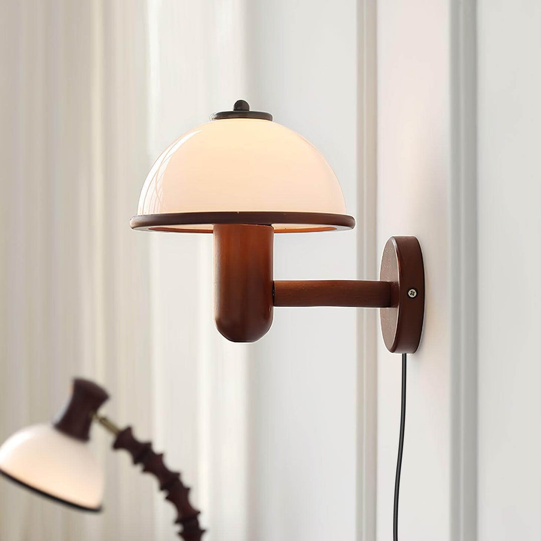 Pilz Design Wandleuchte Holz Modern