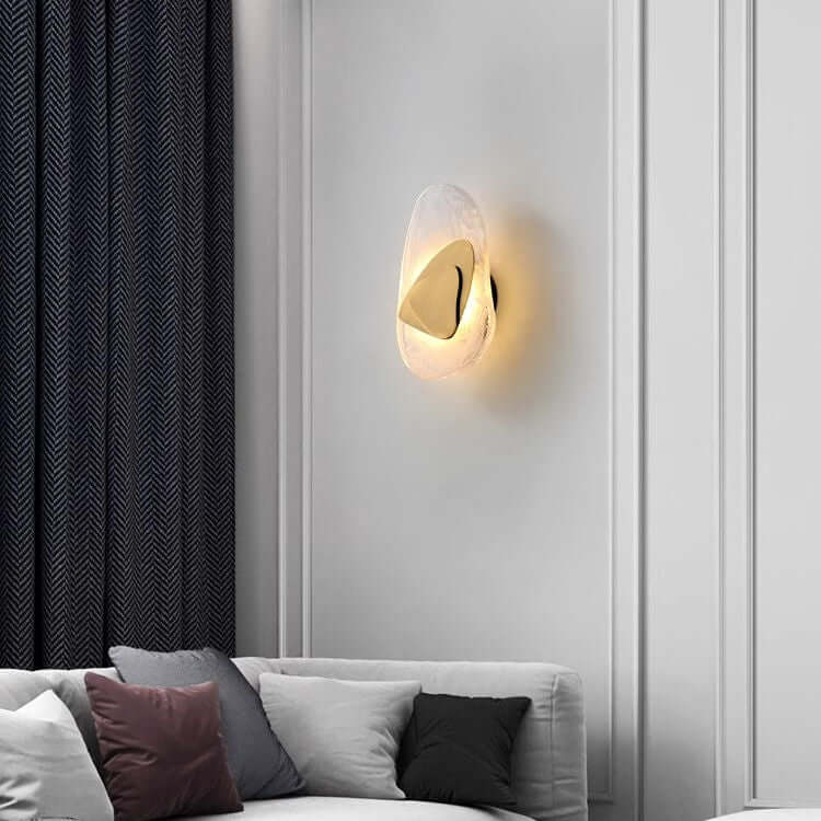Moderne LED-Wandleuchte aus Glas