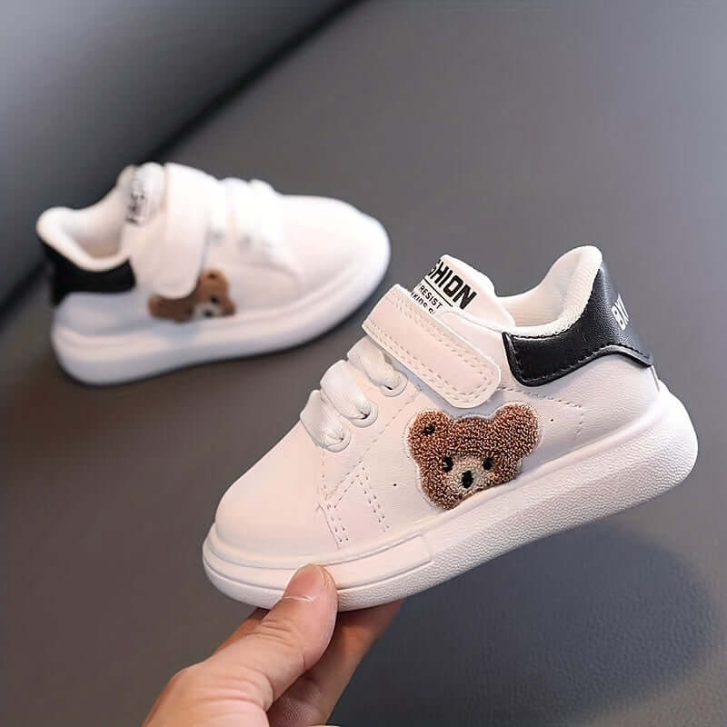 Robuste Kleinkind-Sneaker mit Klettverschluss