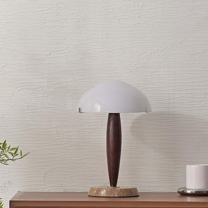 Lampe de table design avec base en noyer
