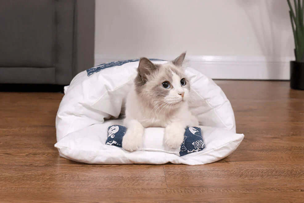 Sac de couchage pour chat en peluche pour des nuits douillettes
