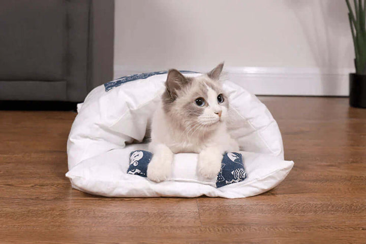 Sac de couchage pour chat en peluche pour des nuits douillettes