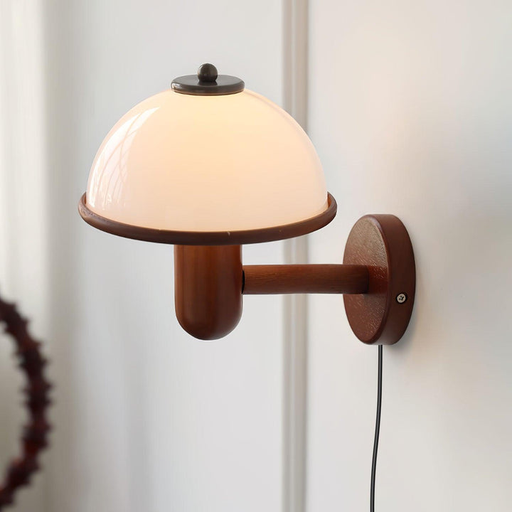 Pilz Design Wandleuchte Holz Modern