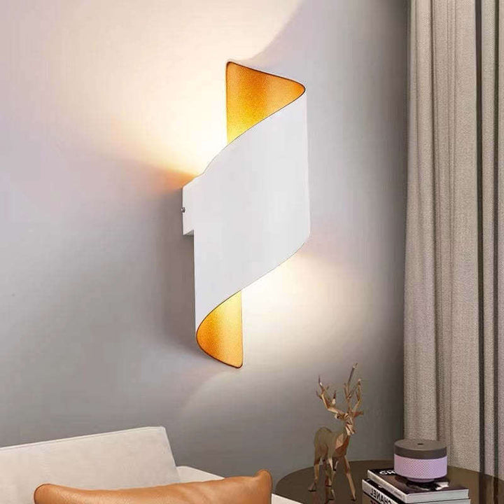 Moderne Spiral-LED-Wandleuchte
