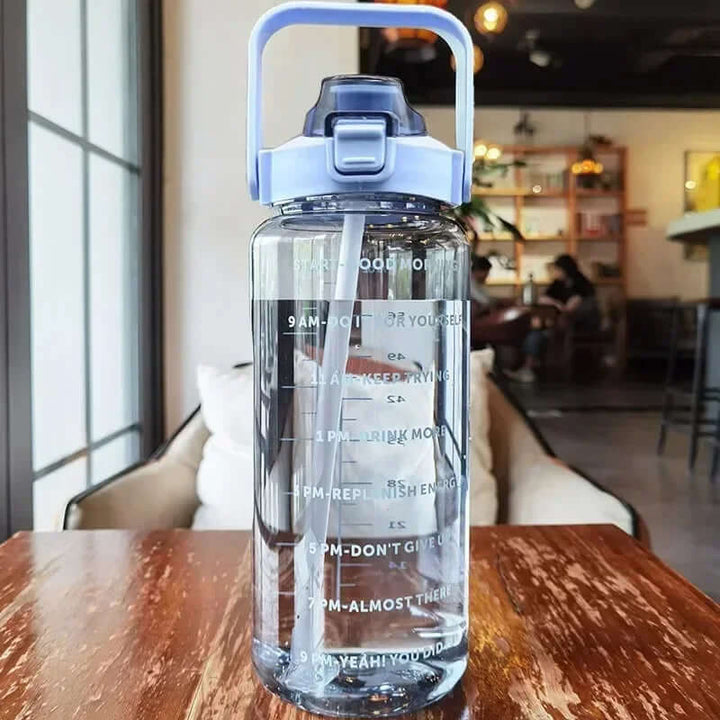 2L Trinkflasche mit Strohhalm & Zeitmarkierung