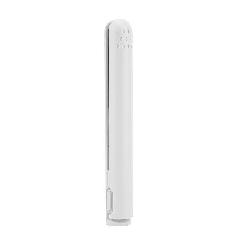 "2-in-1 Haarstyler: Glätteisen & Lockenstab im Einsatz, ergonomisches Design, flexible Frisurenoptionen."