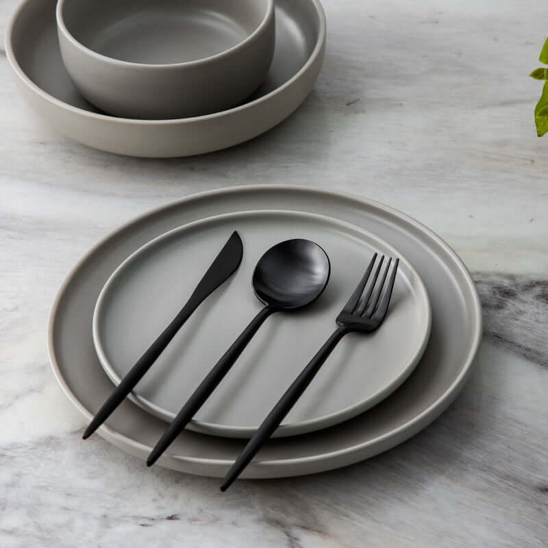 Minimalistisches Edelstahlbesteck Set