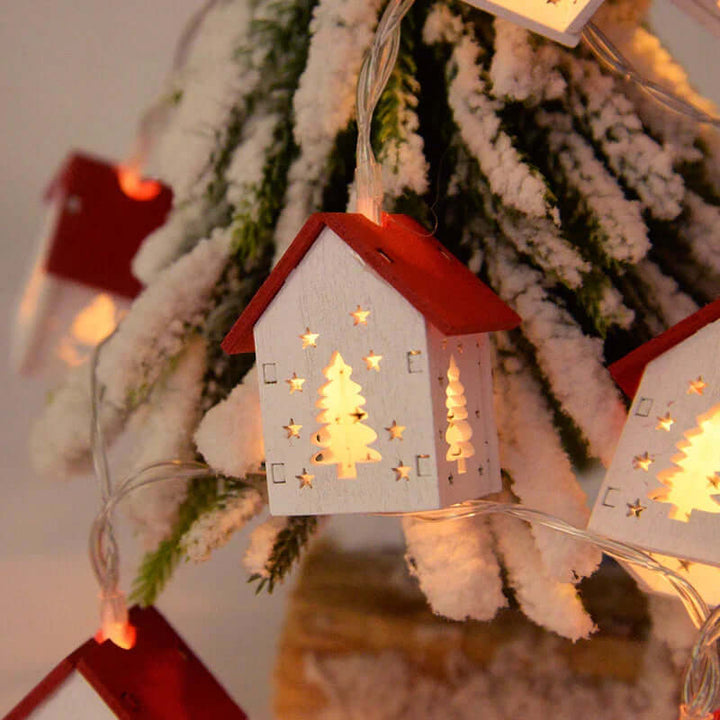 Hängende Holz-Weihnachtshäuser mit LED