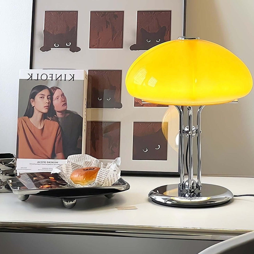 Pilz Design Tischlampe Glas Bernstein