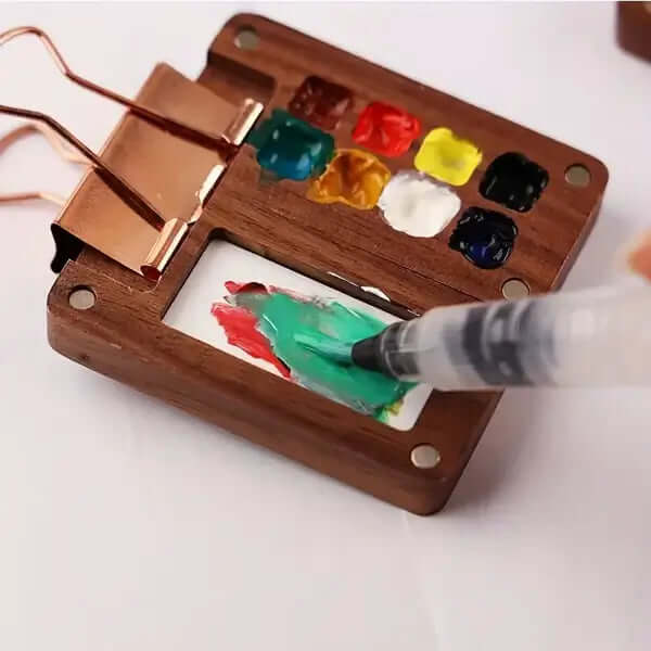 Kompaktes Aquarell-Set für unterwegs