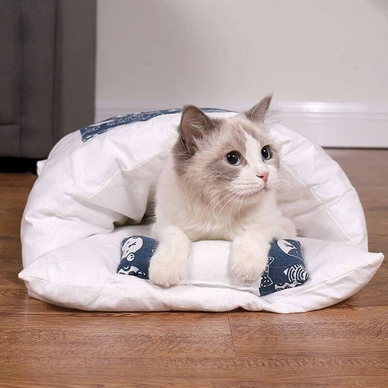 Sac de couchage pour chat en peluche pour des nuits douillettes