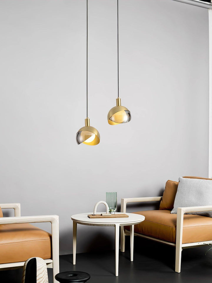 Elegante Pendelleuchte - Glas Metall Design