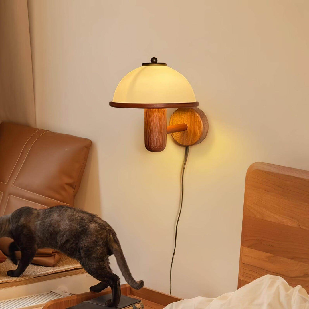 Pilz Design Wandleuchte Holz Modern