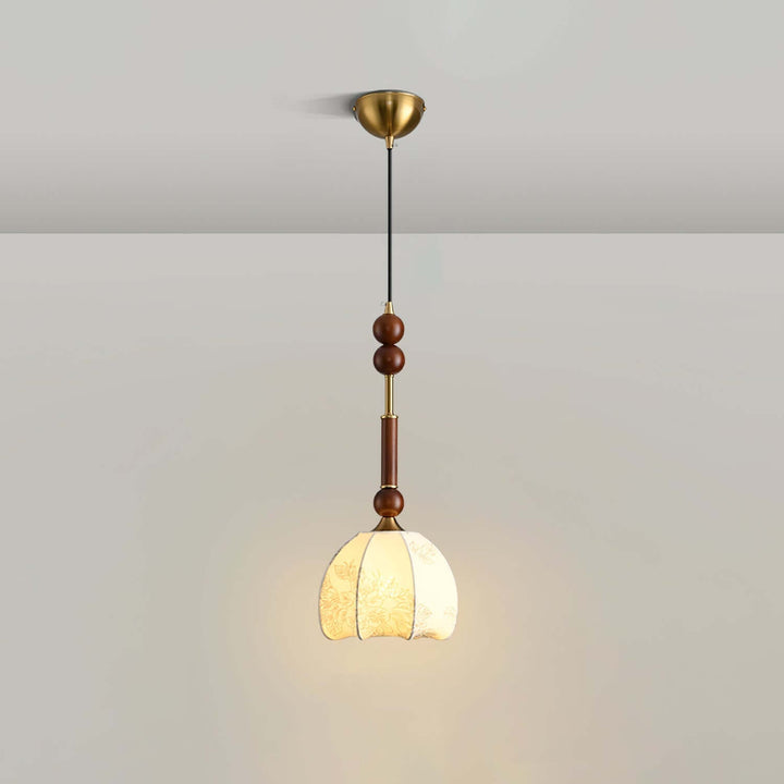Elegante Pendelleuchte mit Glaslampenschirm