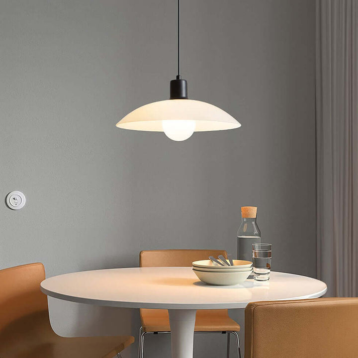 Minimalistische Pendelleuchte Weißglas
