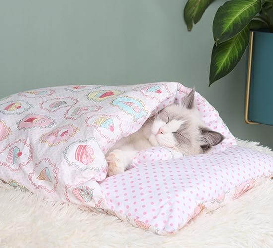 Sac de couchage pour chat en peluche pour des nuits douillettes