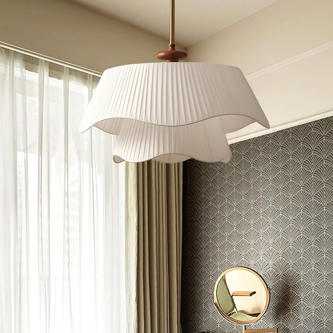 Moderne Pendelleuchte mit Metallakzente