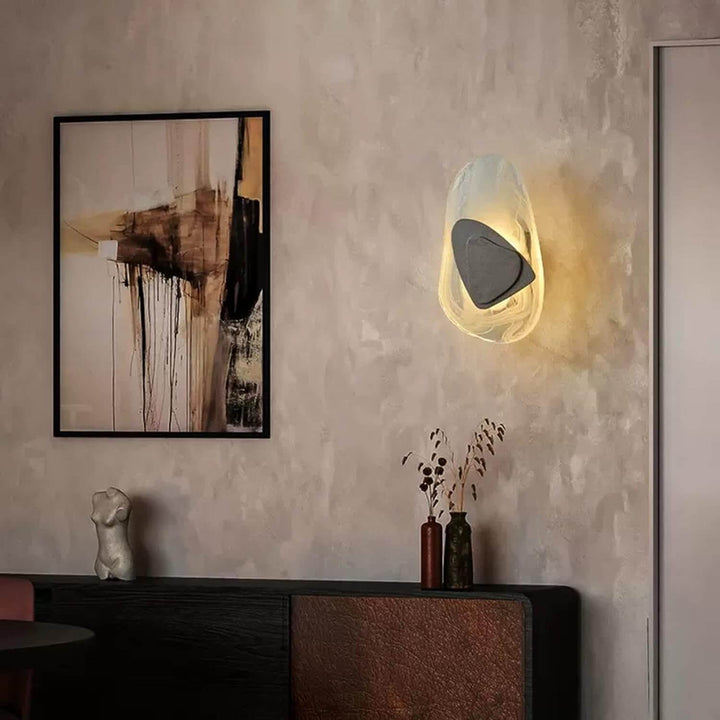 Moderne LED-Wandleuchte aus Glas