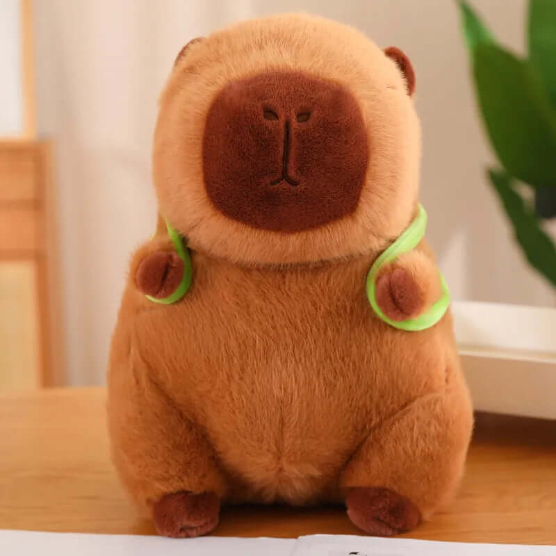 Peluche Capybara câline avec sac à dos