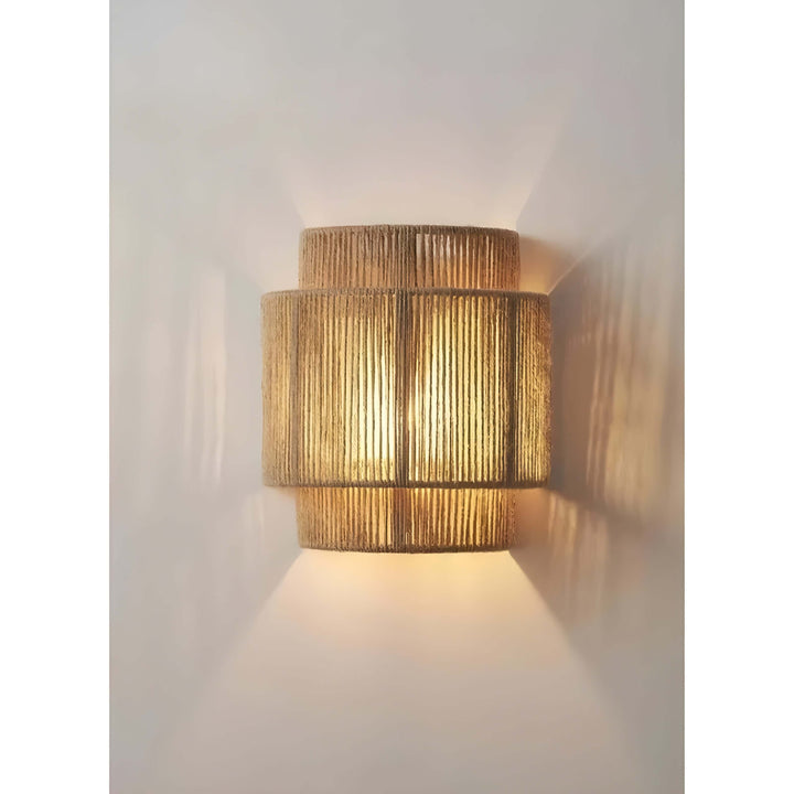 Handgeflochtene Rattan Wandleuchte
