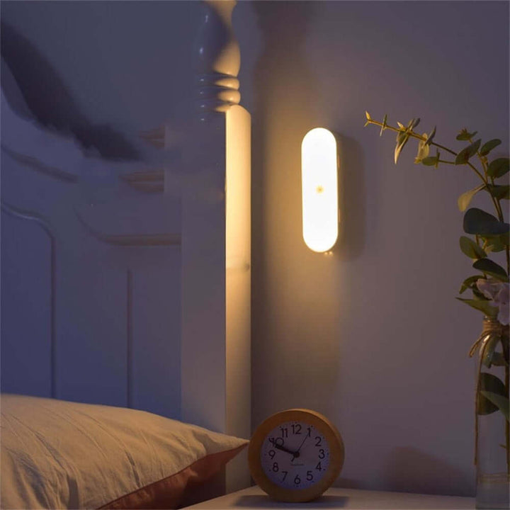 LED-Bewegungsmelder Wandleuchte mit USB-Aufladung