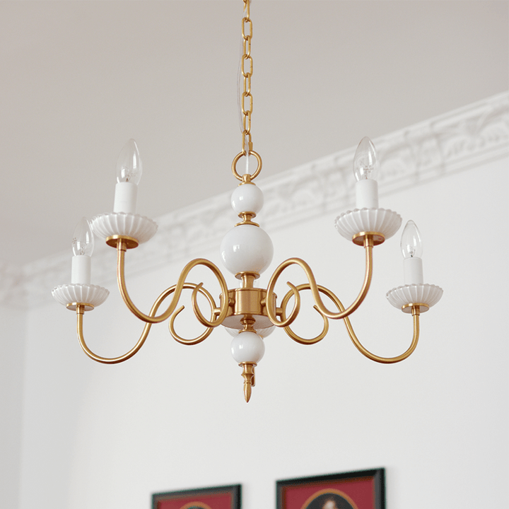 Eleganter Cremefarbener Glas Kronleuchter