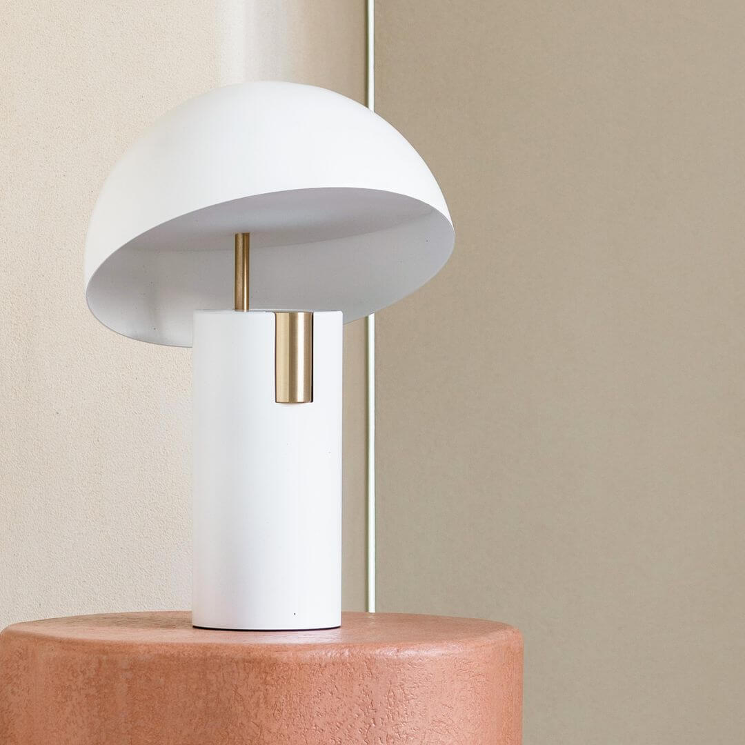 Lampe de table au design moderne avec cylindres rotatifs