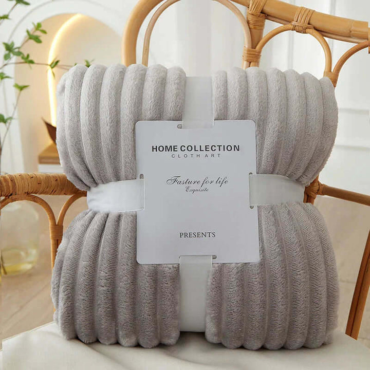 Kuschelige Flanell-Fleece-Decke gestreift