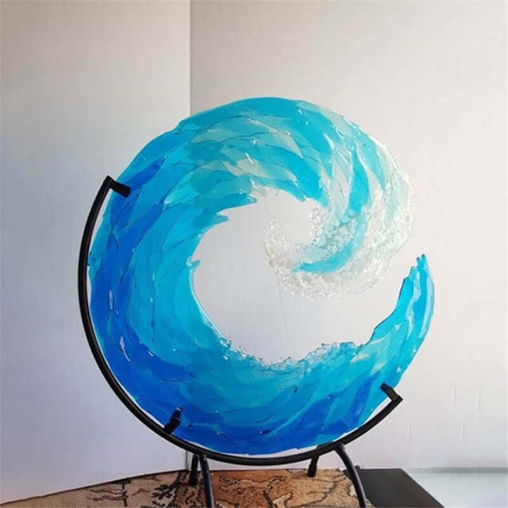 Sculpture en verre représentant une vague océanique décorative