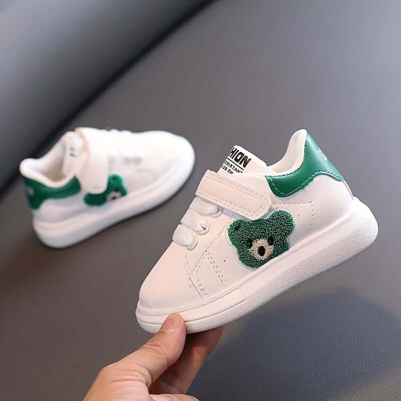 Robuste Kleinkind-Sneaker mit Klettverschluss
