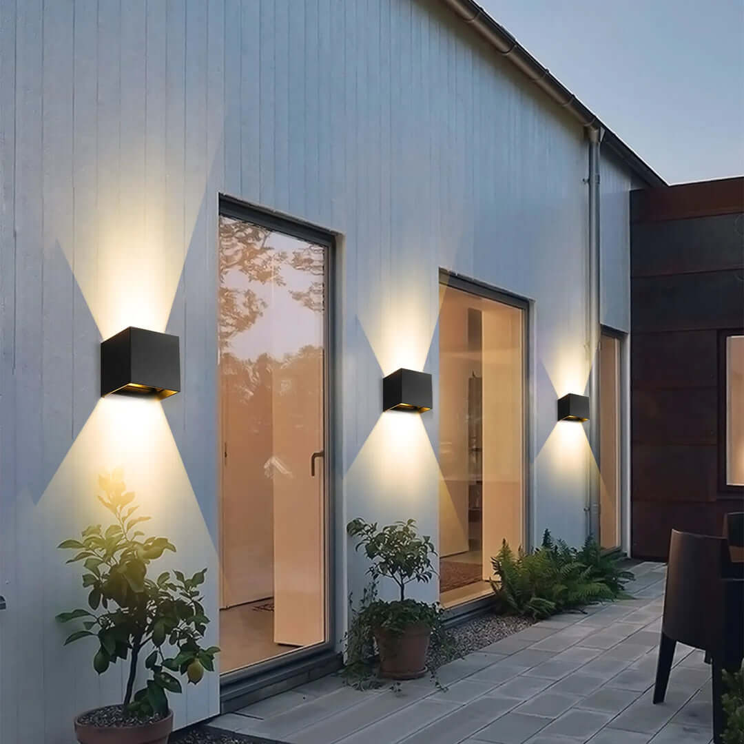 LED Kubus Wandleuchte, kabellos & dimmbar