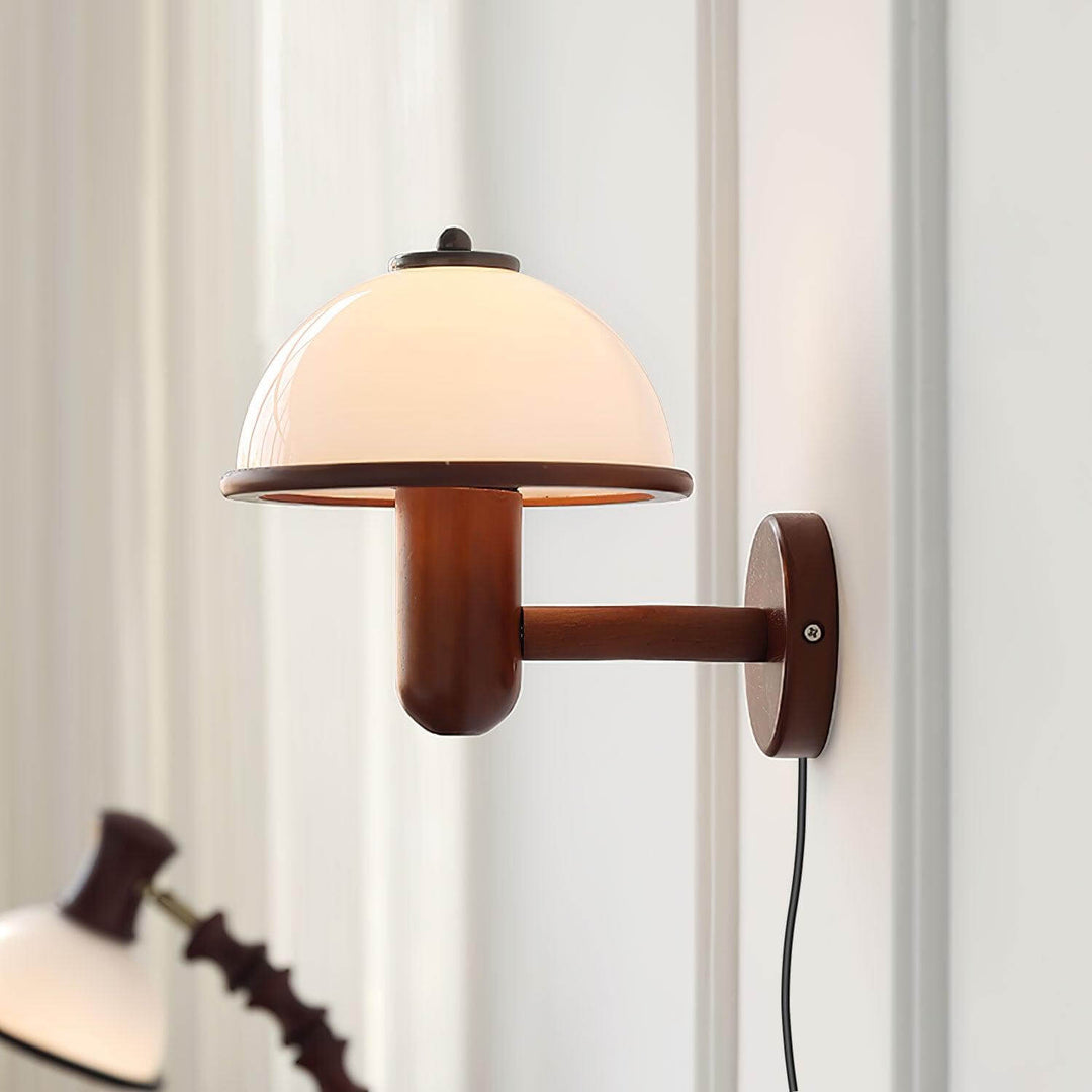 Pilz Design Wandleuchte Holz Modern
