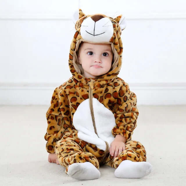 Barboteuse pour bébé avec des animaux mignons - douillette et chaude