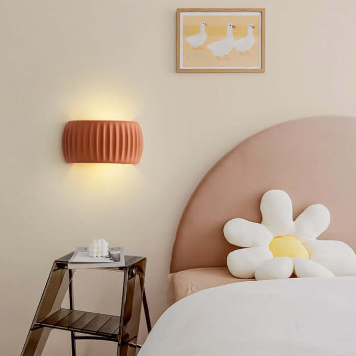 Gerippte Harz Wandleuchte Art Deco Stil