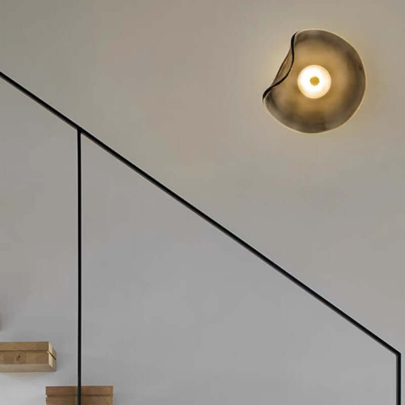Moderne LED Wandleuchte mit Rauchglas