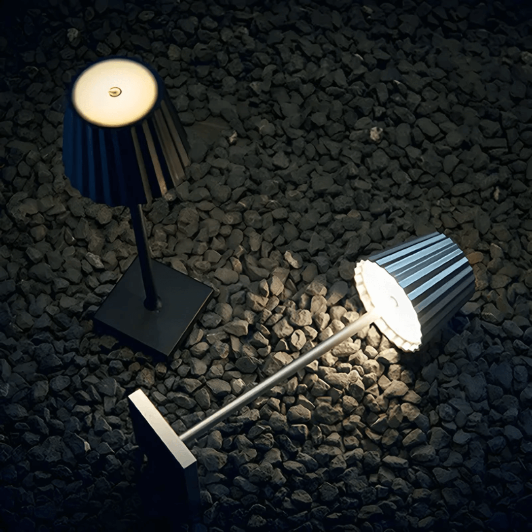 Dimmbare LED Tischlampe, Kabellos
