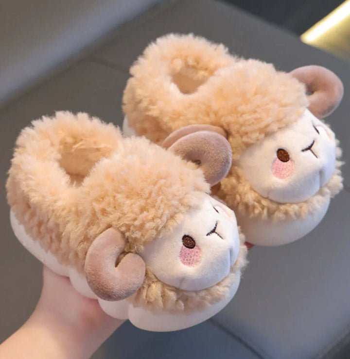 Kinder-Hausschuhe: Flauschig - Süß & Sicher