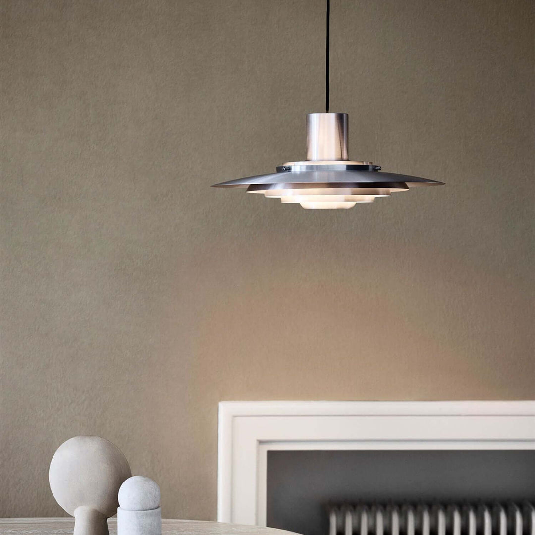 Moderne LED-Pendelleuchte Aluminium