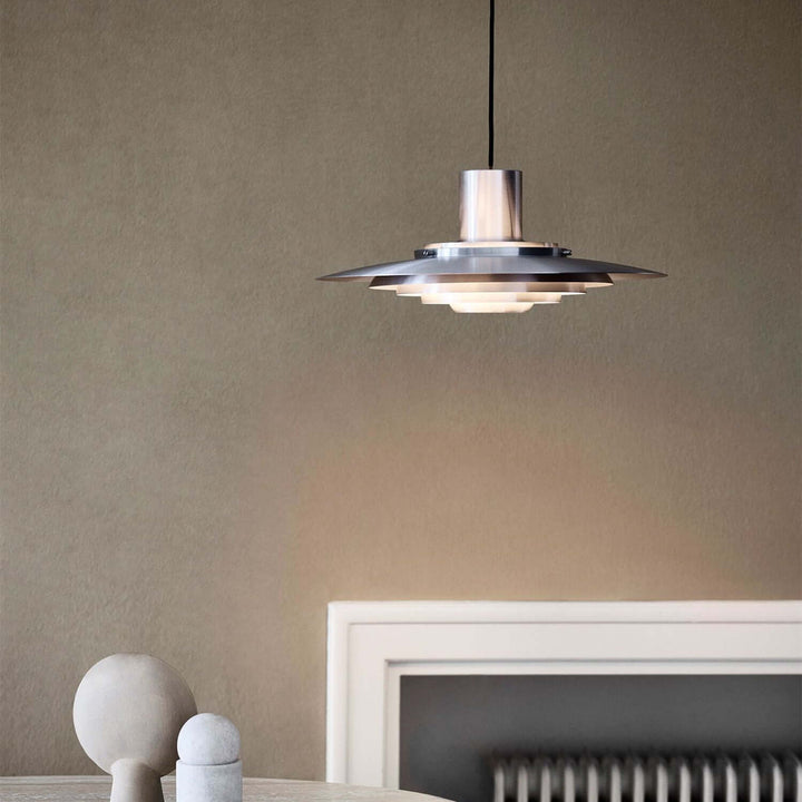 Moderne LED-Pendelleuchte Aluminium