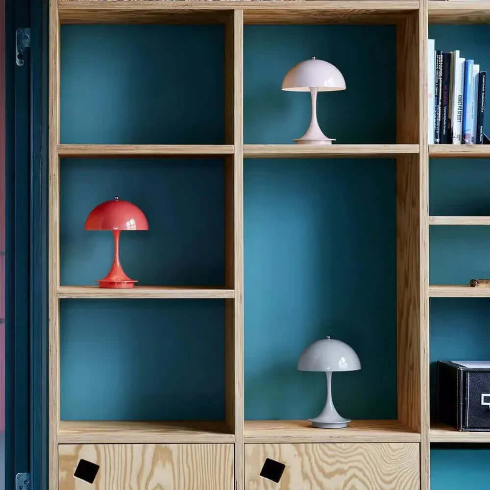 Dimmbare LED Blütenlampe - Kabellos & Modern