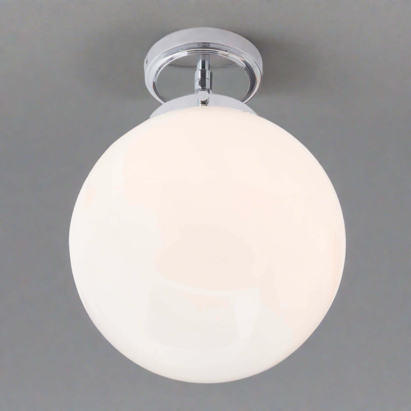 Plafonnier sphérique moderne pour salle de bain