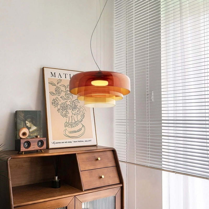 Elegante Glas-Pendelleuchte mit LED