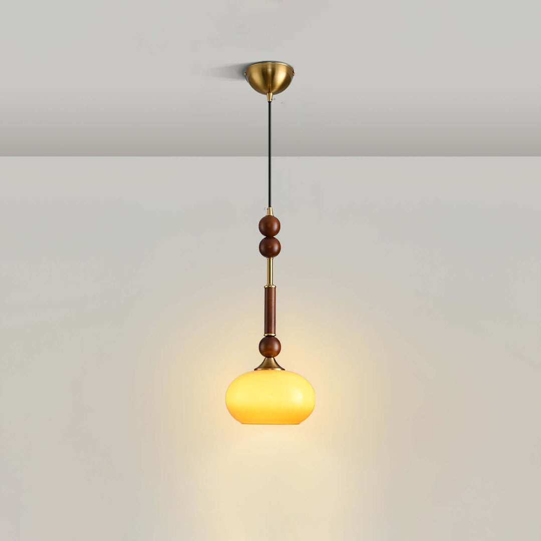 Elegante Pendelleuchte mit Glaslampenschirm