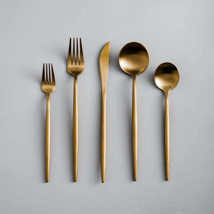 Minimalistisches Edelstahlbesteck Set