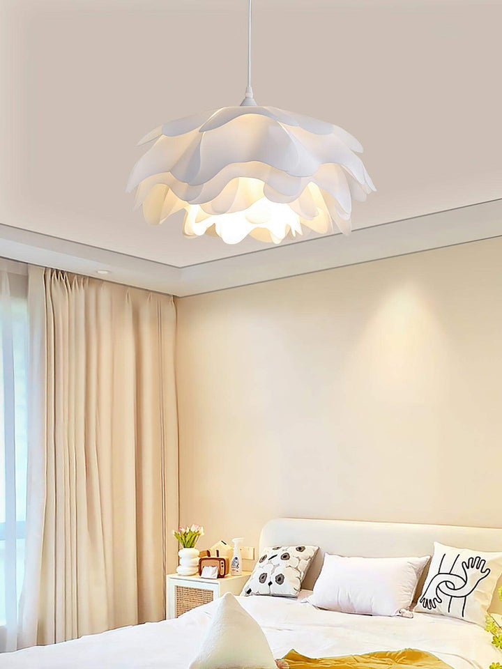 Blumenförmige LED Pendelleuchte Weiß