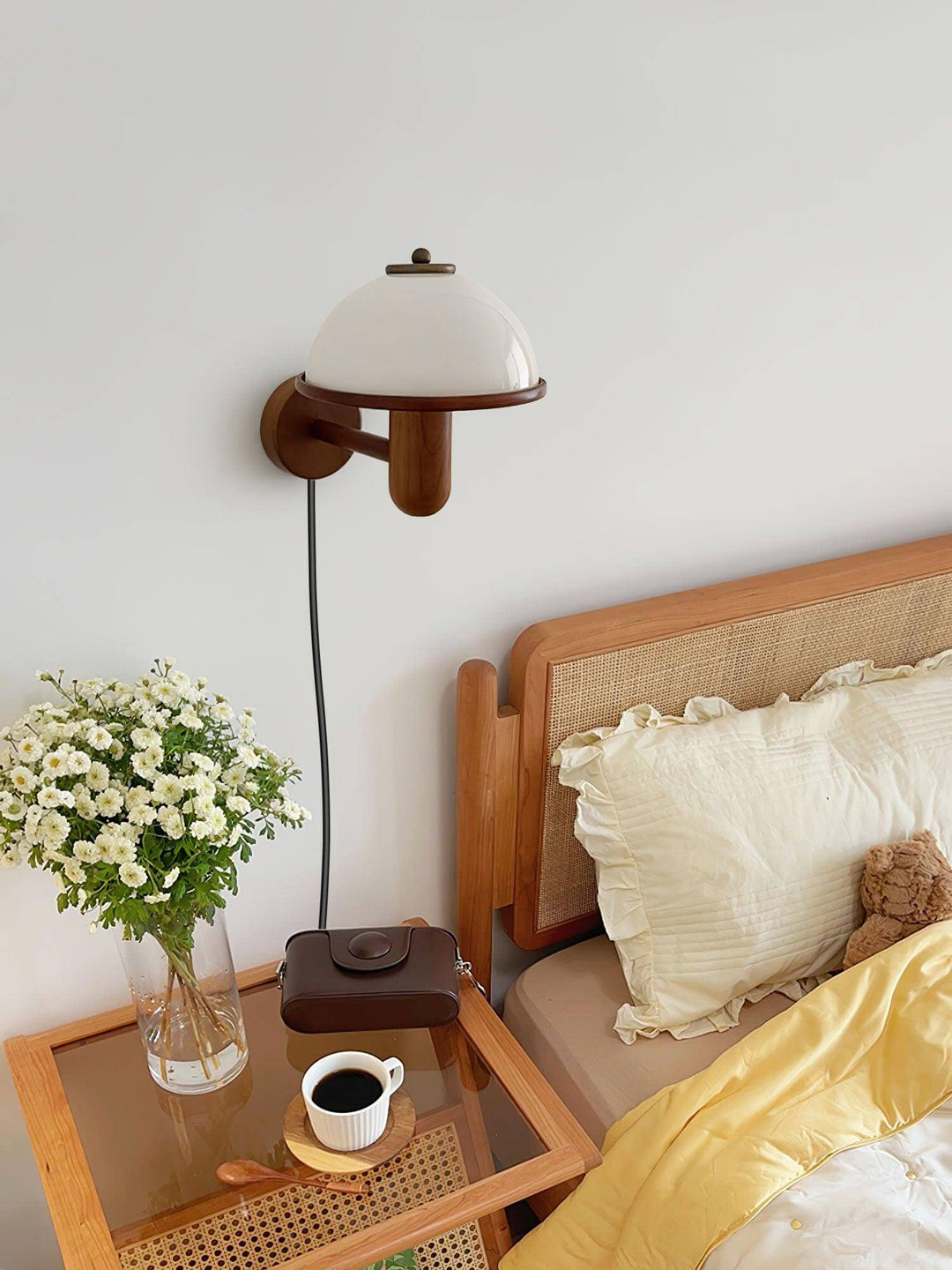 Pilz Design Wandleuchte Holz Modern