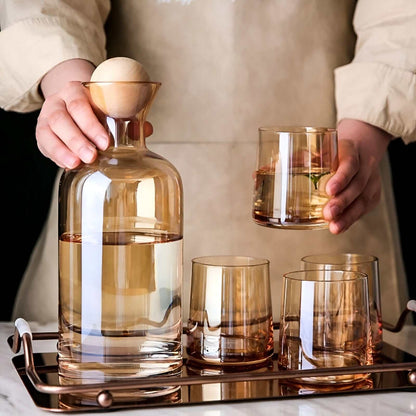 Élégante carafe en verre avec couvercle en bois