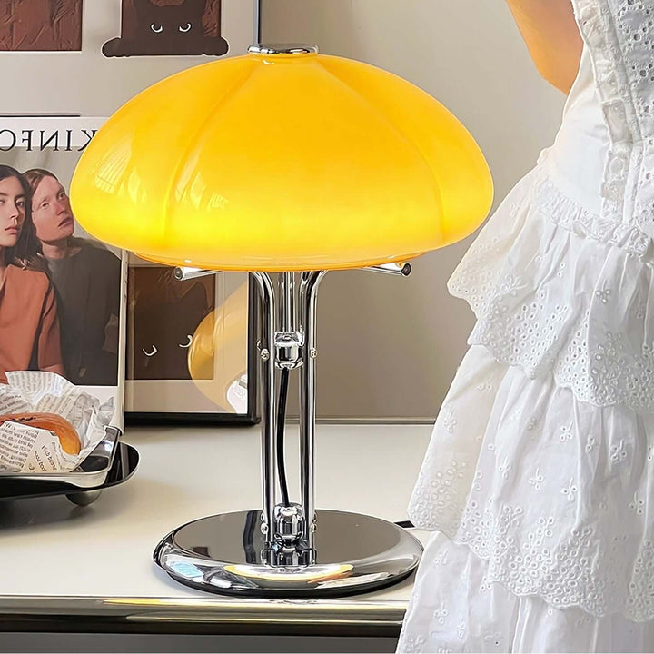 Pilz Design Tischlampe Glas Bernstein